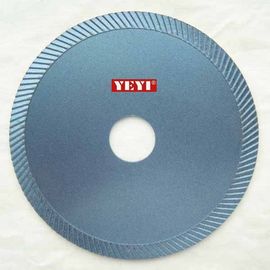 O diamante aglomerado viu o estilo fino do turbocompressor das lâminas cortando a tubulação cerâmica, lancil, vidro de fibra